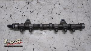 Gebruikte Common rail (Injectie) Opel Astra J (PC6/PD6/PE6/PF6) 1.3 CDTI 16V EcoFlex Prijs € 20,00 Margeregeling aangeboden door LvS Carparts