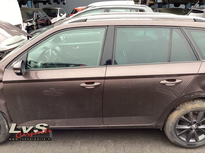 Skoda Fabia Portière 4portes avant gauche