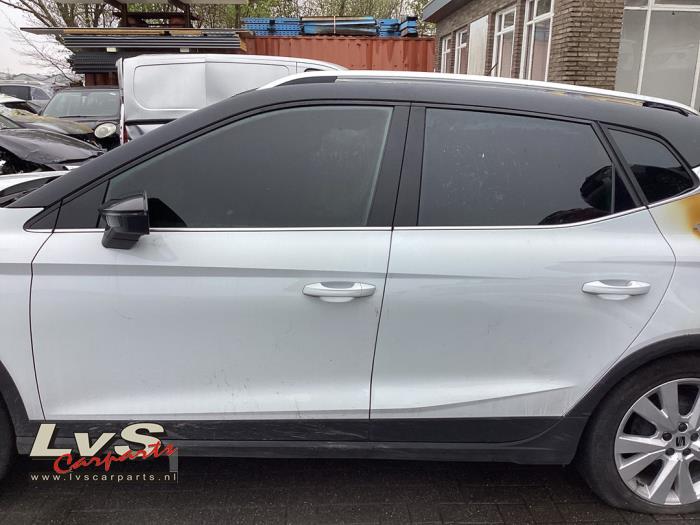 Seat Arona Tür 4-türig links hinten