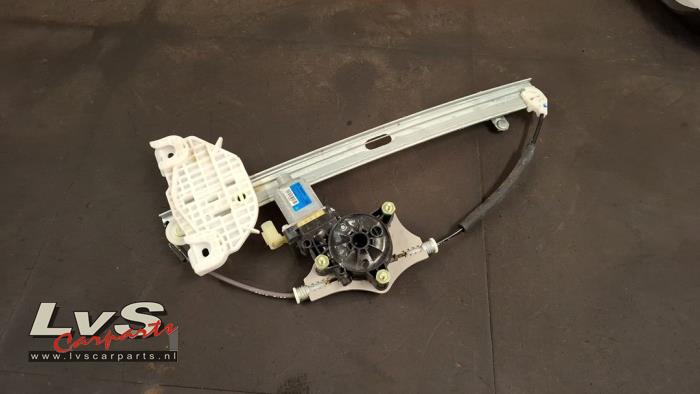 Kia Stonic Fenstermechanik 4-türig links hinten