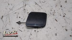 Gebruikte Afdekkap Sleepoog achter Opel Astra K 1.6 CDTI 136 16V Prijs € 20,00 Margeregeling aangeboden door LvS Carparts