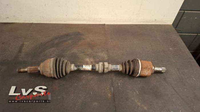 Nissan Pulsar Antriebswelle links vorne
