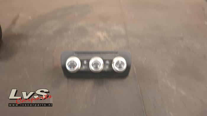 Audi A1 Airco bedieningspaneel