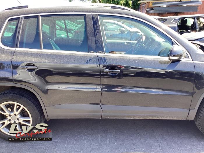Volkswagen Tiguan Portier 4Deurs rechts-voor