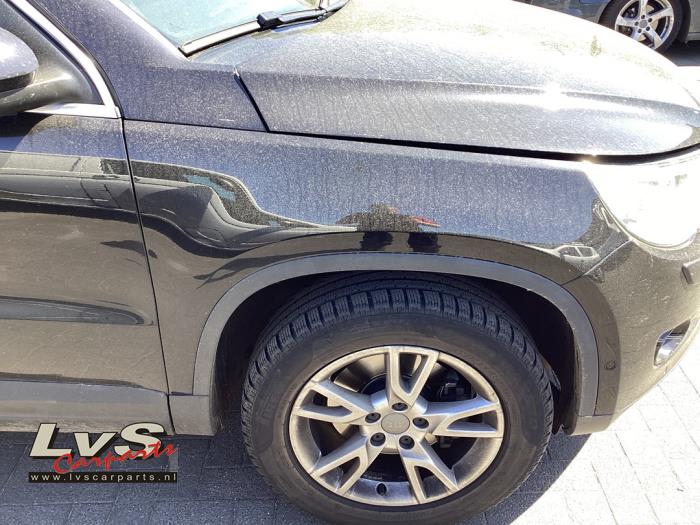 Volkswagen Tiguan Kotflügel rechts vorne