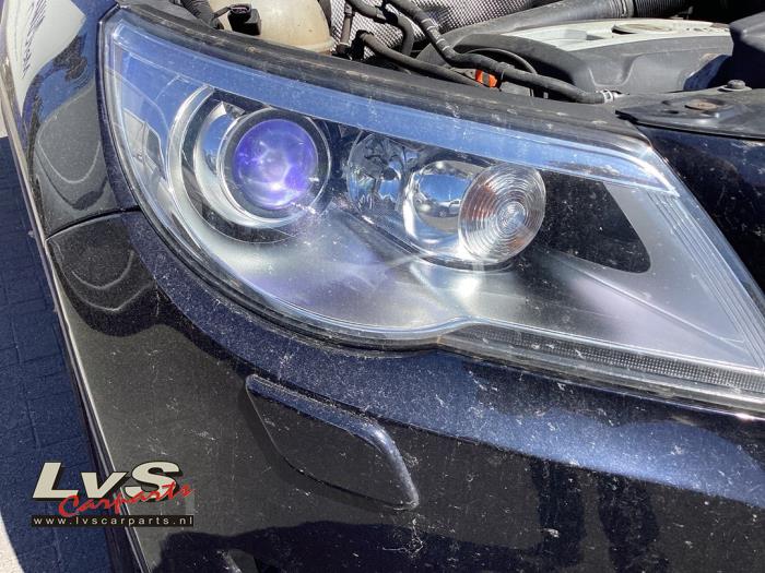 Volkswagen Tiguan Koplamp rechts