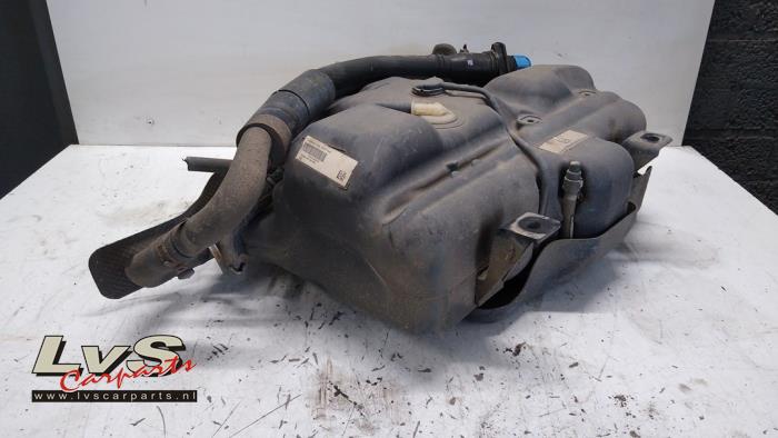 Renault Master Adblue tank