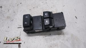 Gebruikte Schakelaar Elektrisch Raam Kia Picanto (JA) 1.0 12V Prijs € 25,00 Margeregeling aangeboden door LvS Carparts