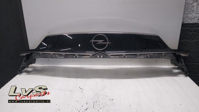 Opel Crossland X Grill