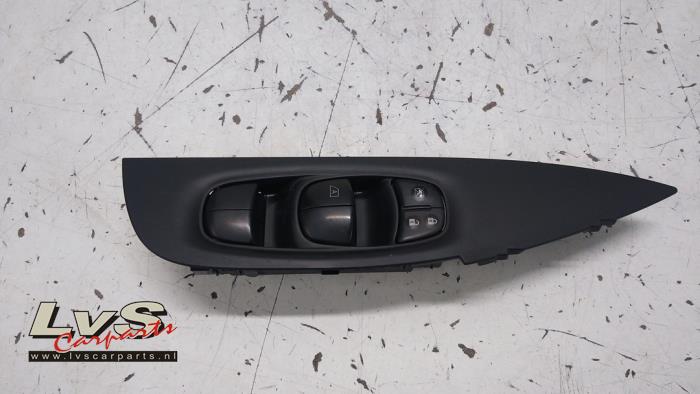 Nissan Qashqai Elektrisch Raam Schakelaar