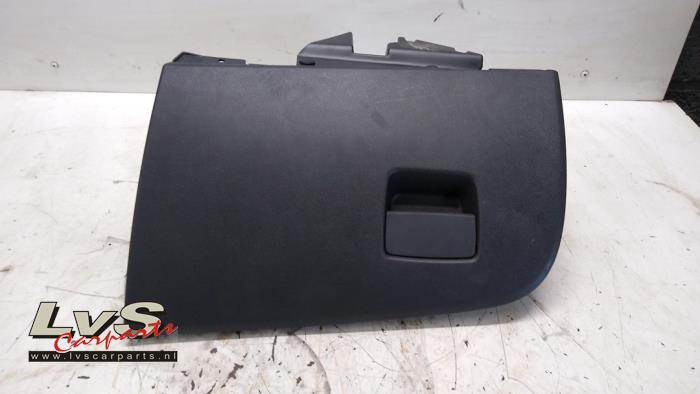 Opel Crossland X Dashboardkastje