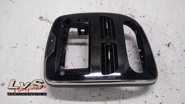 Renault Clio Dashboard part