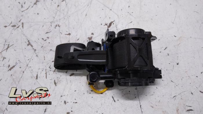 Opel Karl Seatbelt tensioner, right