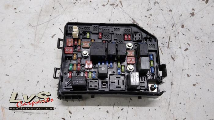 Opel Karl Fuse box