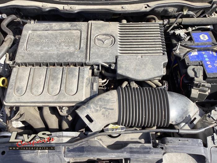 Mazda 2. Motor