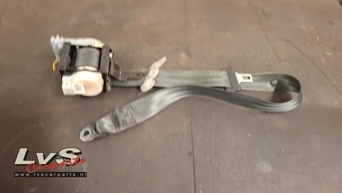 Hyundai H300 Gordelspanner links