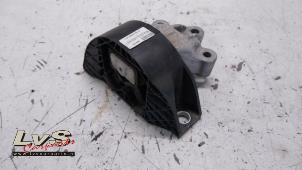 Gebruikte Motorsteun Renault Zoé (AG) R135 Prijs € 15,00 Margeregeling aangeboden door LvS Carparts