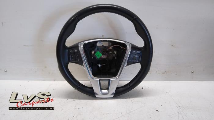 Volvo V40 Steering wheel