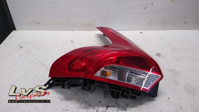 Volvo V40 Taillight, left