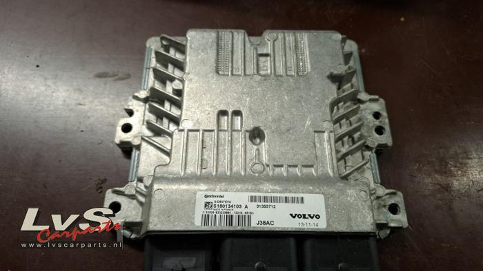 Volvo V40 Engine management computer