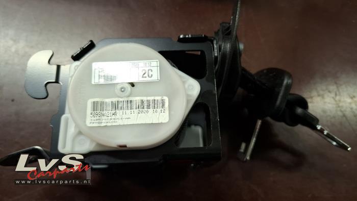 Citroen C4 Picasso Rear seatbelt, centre