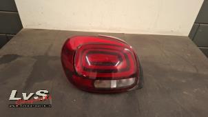 Gebruikte Achterlicht links Citroen C3 (SX/SW) 1.6 Blue HDi 75 16V Prijs € 75,00 Margeregeling aangeboden door LvS Carparts