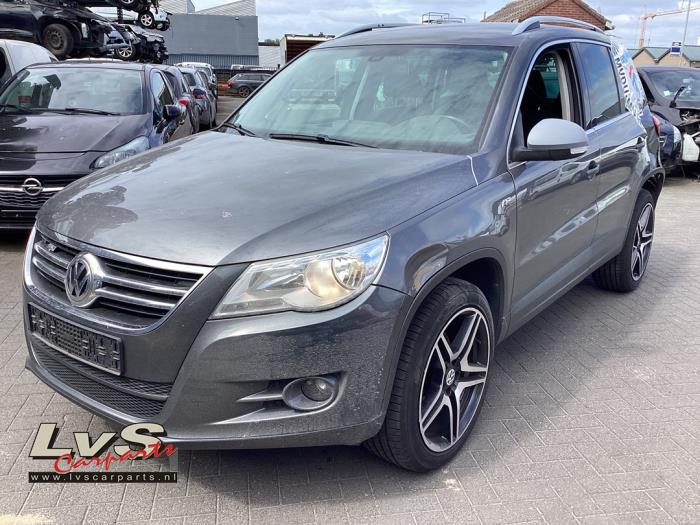 Volkswagen Tiguan Front end, complete