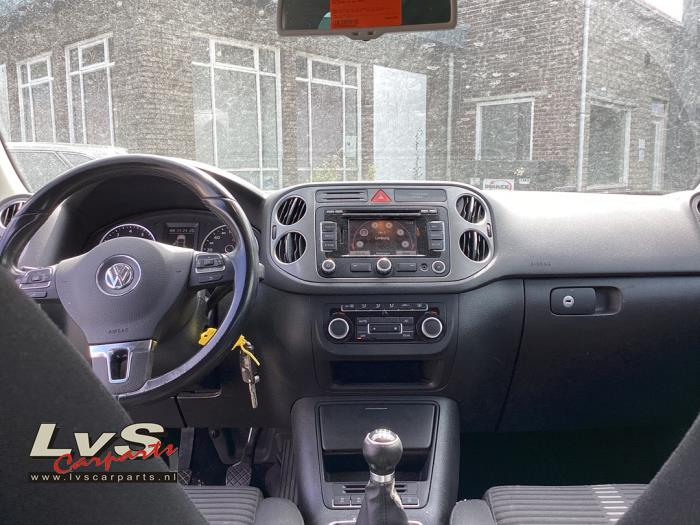 Volkswagen Tiguan Airbag set + dashboard