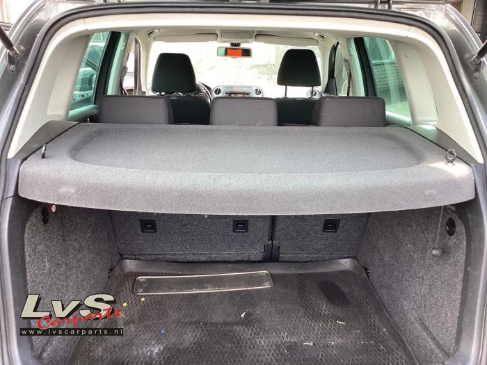Volkswagen Tiguan Parcel shelf