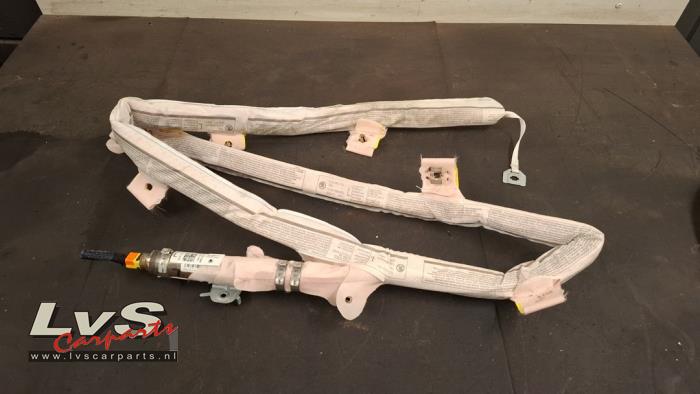 Skoda Yeti Airbag Himmel links