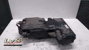 Gebruikte Tank adblue Volkswagen Transporter T6 2.0 TDI 150 Prijs € 272,25 Inclusief btw aangeboden door LvS Carparts