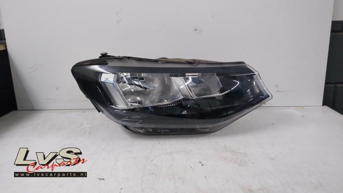 Volkswagen Caddy Headlight, right