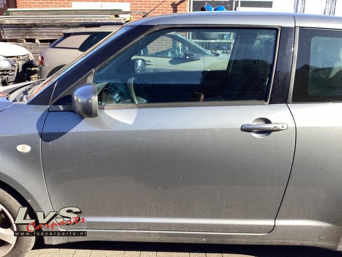 Suzuki Swift Portière 2portes gauche