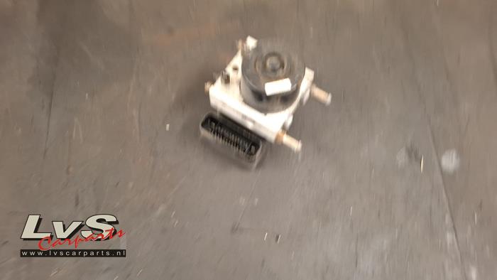 Suzuki Swift ABS Pumpe