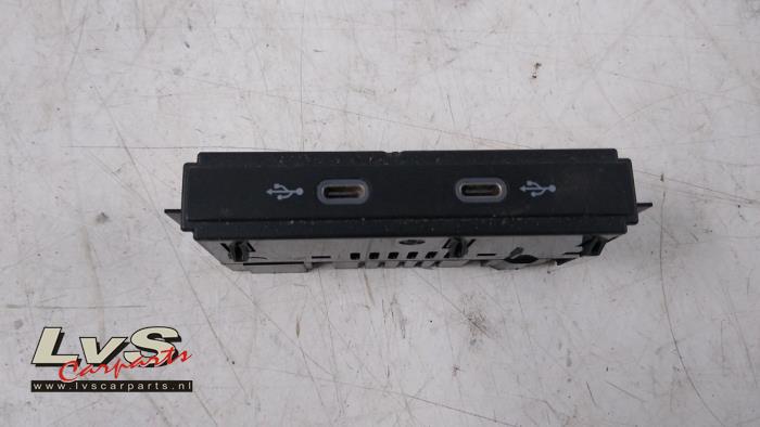 Volkswagen Caddy Connexion USB