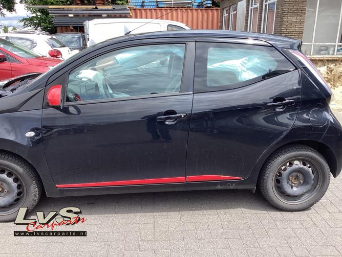 Toyota Aygo Portière 4portes arrière gauche