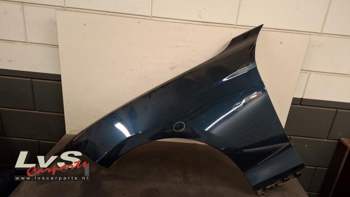 BMW 1-Serie Front wing, left