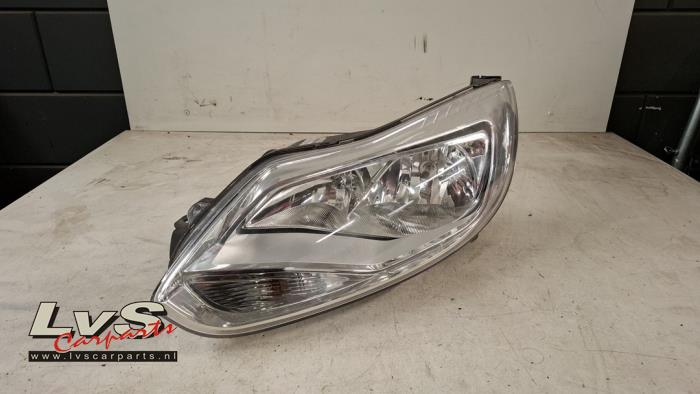 Ford Focus Scheinwerfer links
