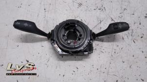 Gebruikte Combischakelaar Stuurkolom BMW 1 serie (F20) 118d 2.0 16V Prijs € 100,00 Margeregeling aangeboden door LvS Carparts