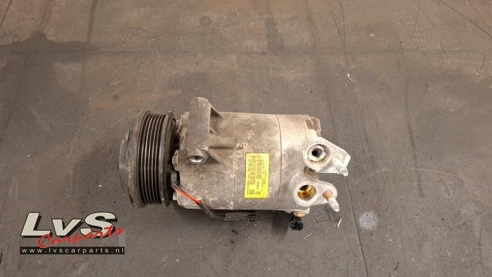 Ford Focus Air conditioning pump