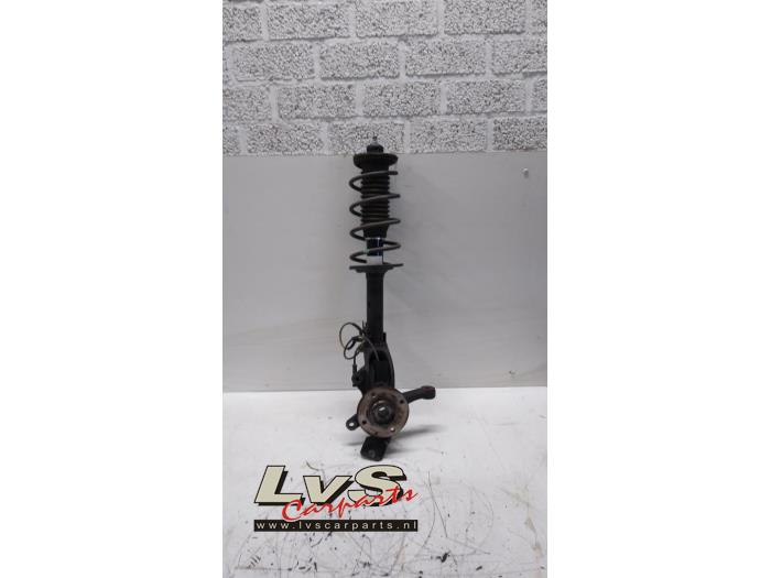 Toyota Aygo Schokdemperpoot links-voor