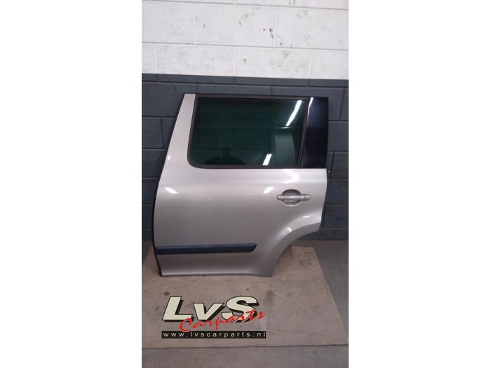 Skoda Yeti Portier 4Deurs links-achter