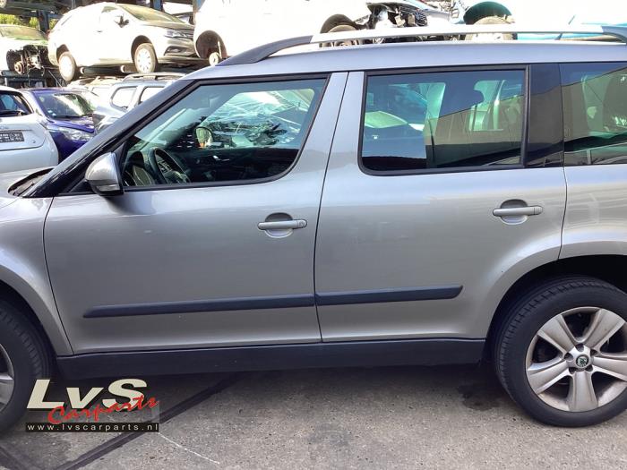 Skoda Yeti Portier 4Deurs links-achter