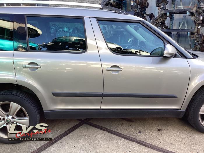 Skoda Yeti Portier 4Deurs rechts-achter