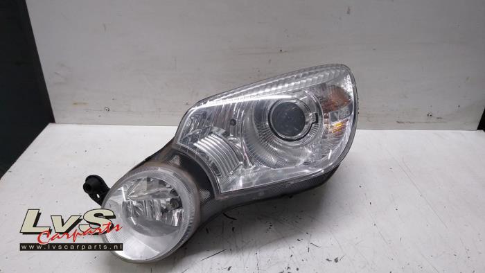 Skoda Yeti Koplamp links