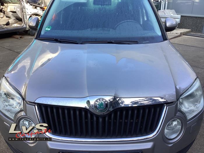 Skoda Yeti Motorkap