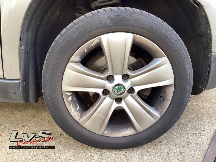 Skoda Yeti Velgen set + banden