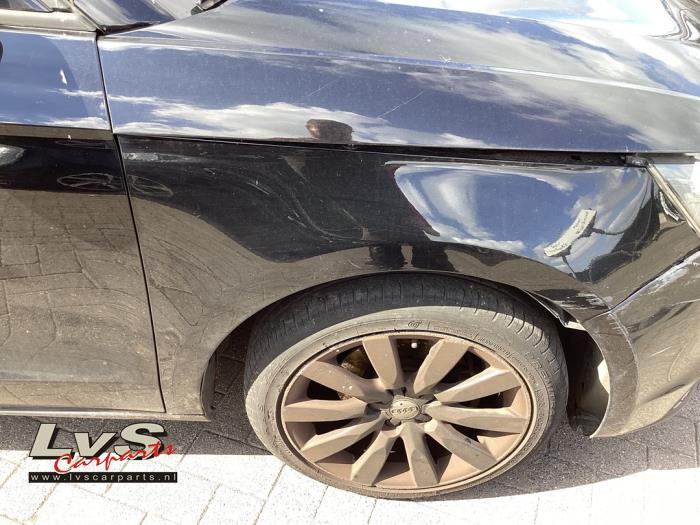 Audi A1 Aile avant droite