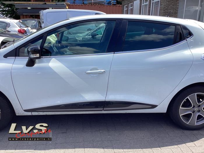 Renault Clio Portière 4portes avant gauche