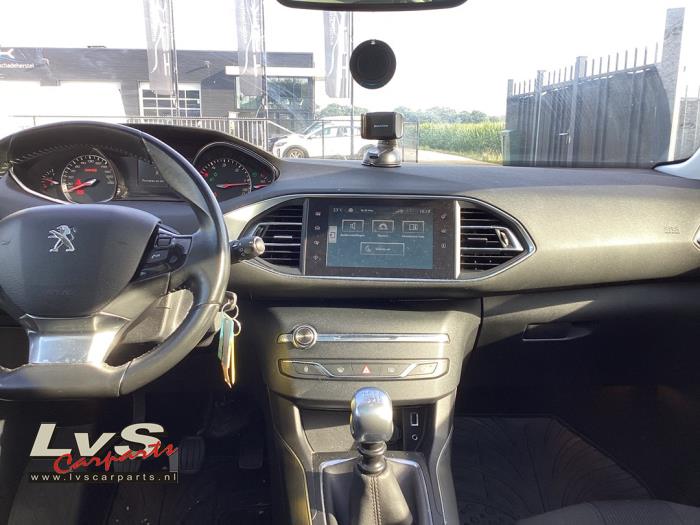 Peugeot 308 Airbag set + dashboard